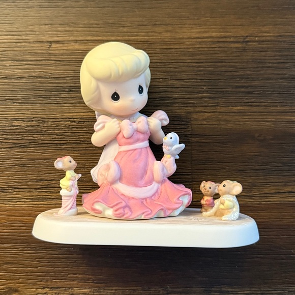 Precious Moments Disney Cinderella 830009 Anything is Possible With Friends 2008